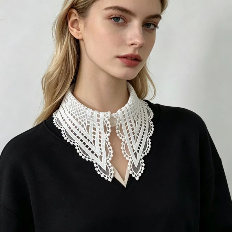 Embroidery A - Colletto Finto Bianco da Donna con