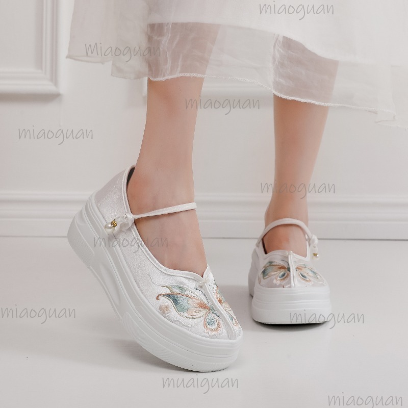 Scarpe Mary Jane da Donna in S - Embroidery Shoes recensione e prezzo