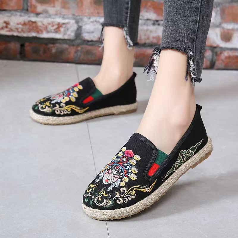 Scarpe da donna con suola piat - Embroidery Shoes recensione e prezzo