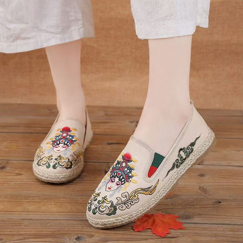 Scarpe da donna con suola piat - Embroidery Shoes recensione e prezzo