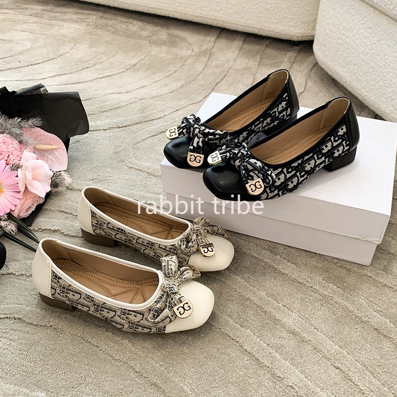 Comode scarpe singole da donna - Embroidery Style recensione e prezzo