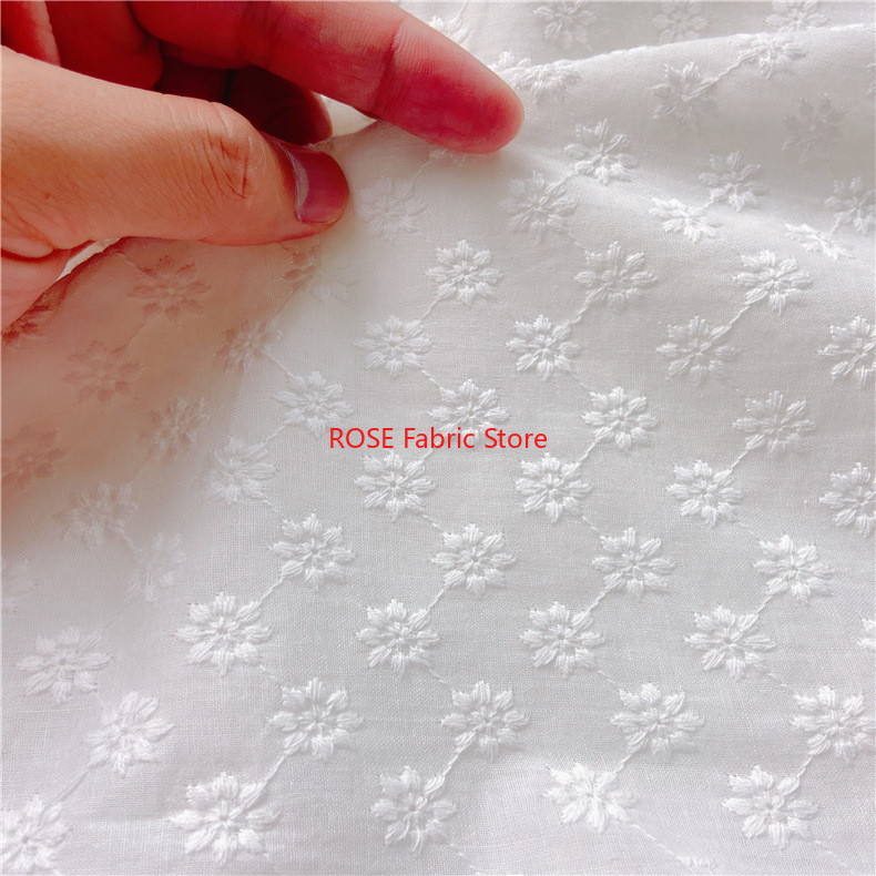 Tessuto con occhielli ricamati - Embroidery Eyelet recensione e prezzo