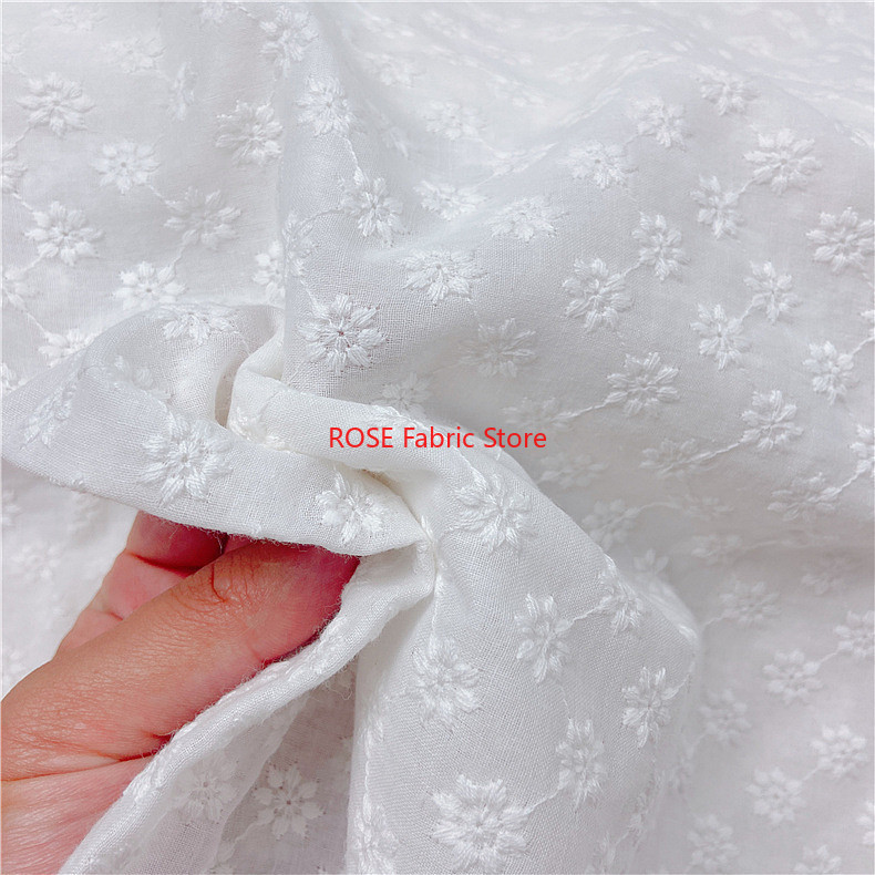 Tessuto con occhielli ricamati - Embroidery Eyelet recensione e prezzo
