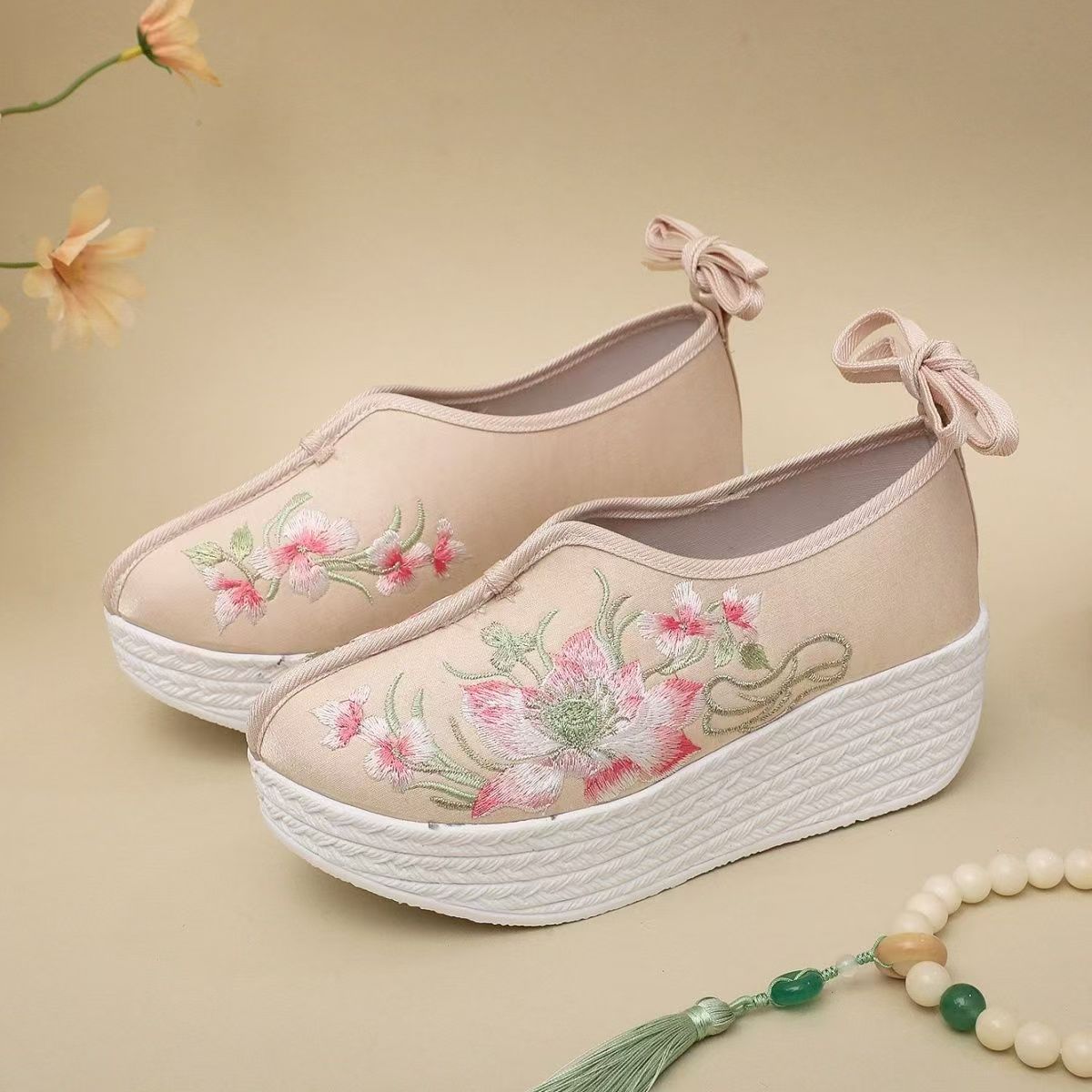 Scarpe Etniche da Donna con Ze - Embroidery Shoes recensione e prezzo