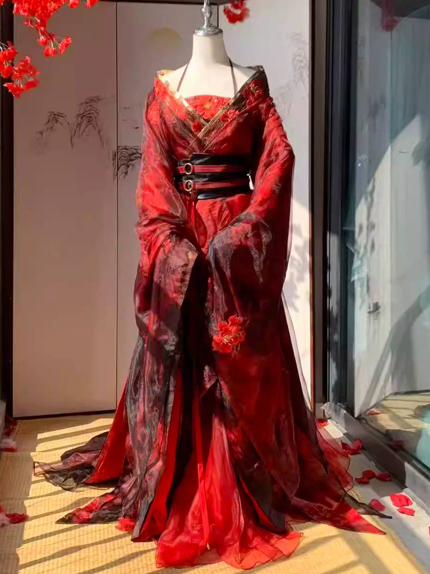 Nuovo Hanfu Rosso Datura da Do - Embroidery Cotton recensione e prezzo
