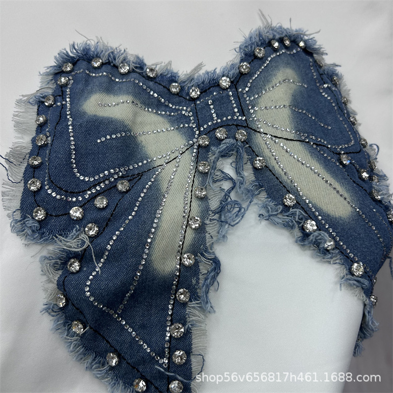 T-shirt a maniche corte bianca - Embroidery On Shirt recensione e prezzo