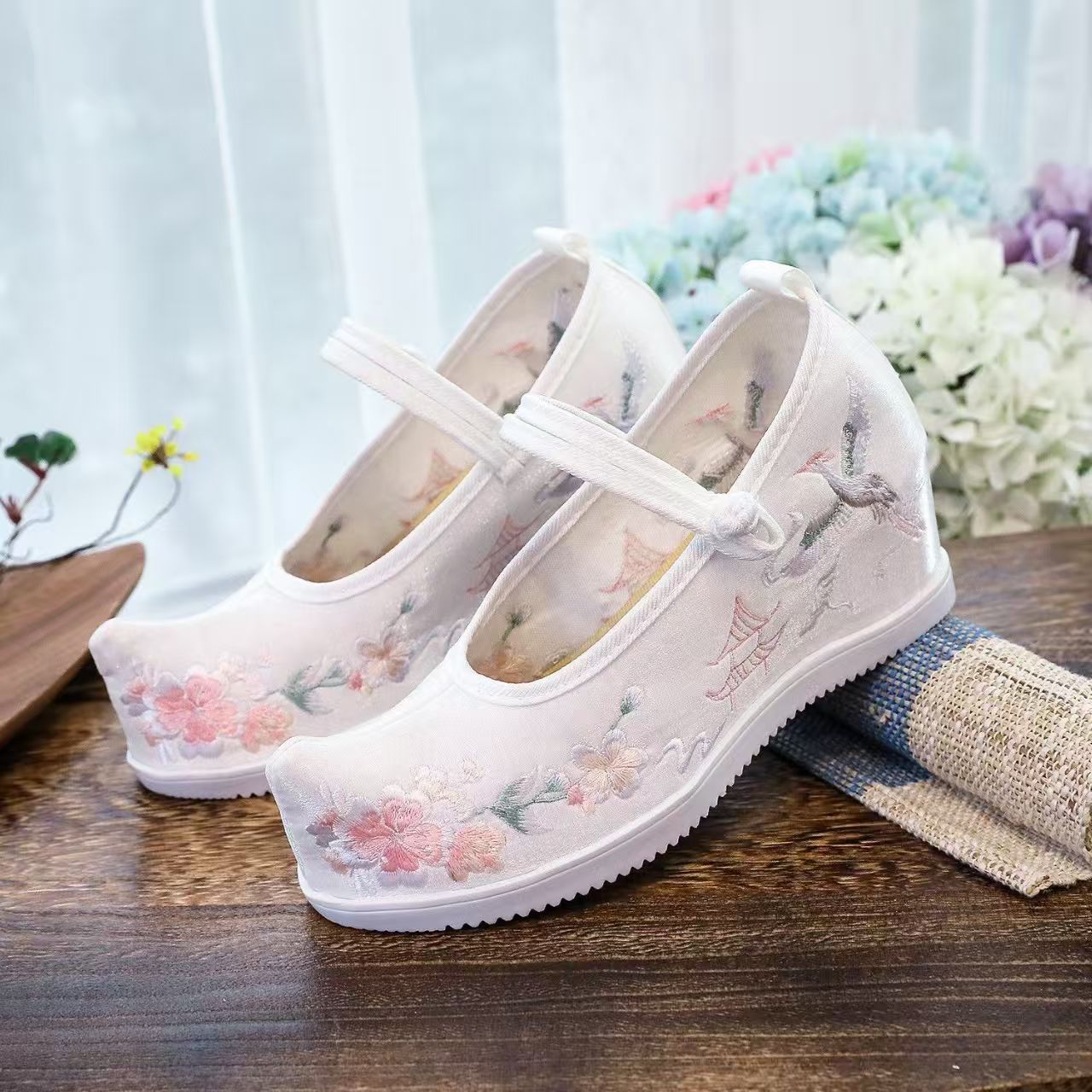 Scarpe da donna ricamate inter - Embroidery Cotton recensione e prezzo