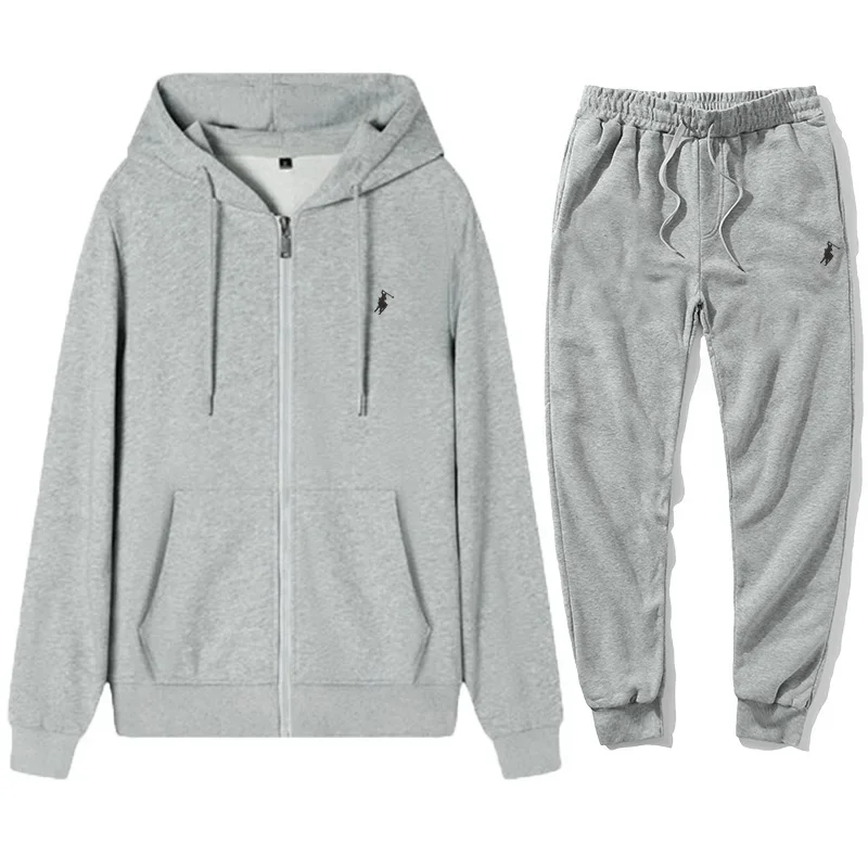 Completo Sportivo Uomo 2026: F - Embroidery Style recensione e prezzo