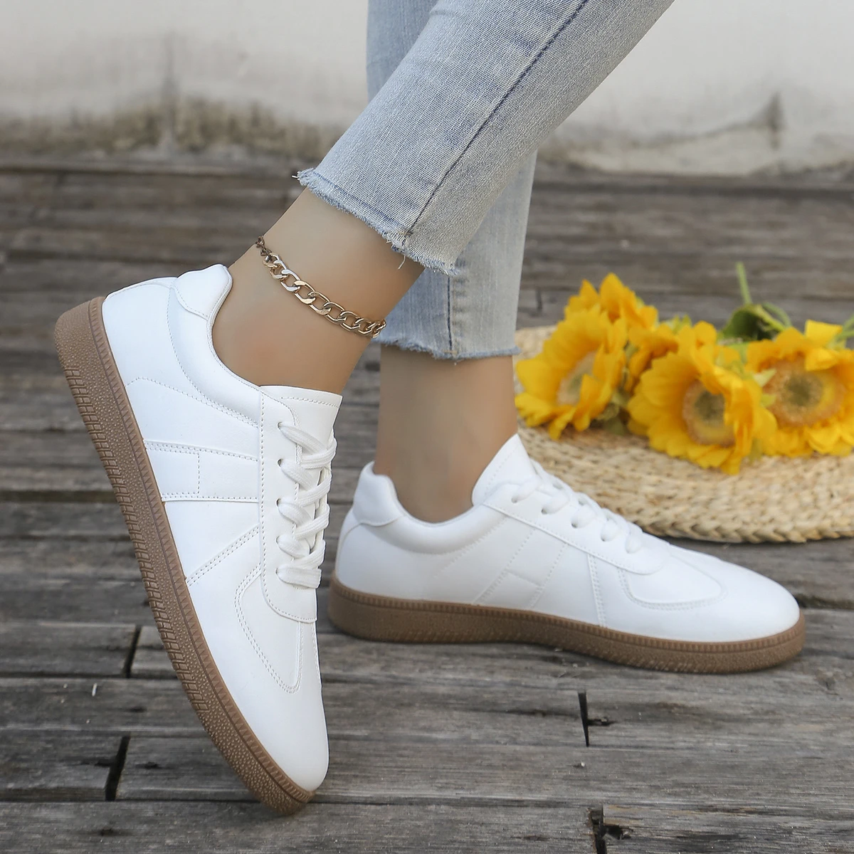 Scarpe sportive bianche casual - Embroidery Cotton recensione e prezzo