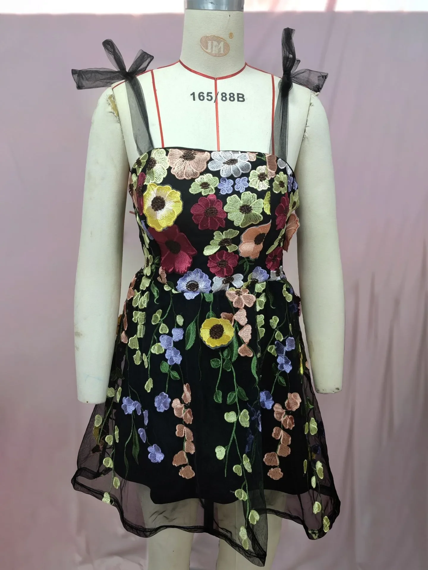 Abito da donna Abito sexy con  - Embroidery Zara recensione e prezzo