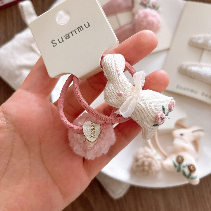 Autunno Inverno Dolce Ricamo 3 - Embroidery Rabbit recensione e prezzo