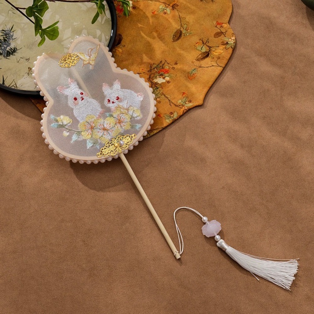 Ventaglio Ricamato a Mano Stil - Embroidery Rabbit recensione e prezzo