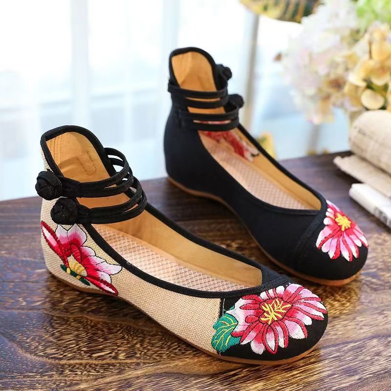 Scarpe da donna con zeppa in t - Embroidery Shoes recensione e prezzo