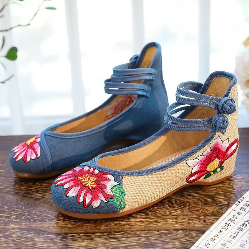 Scarpe da donna con zeppa in t - Embroidery Shoes recensione e prezzo